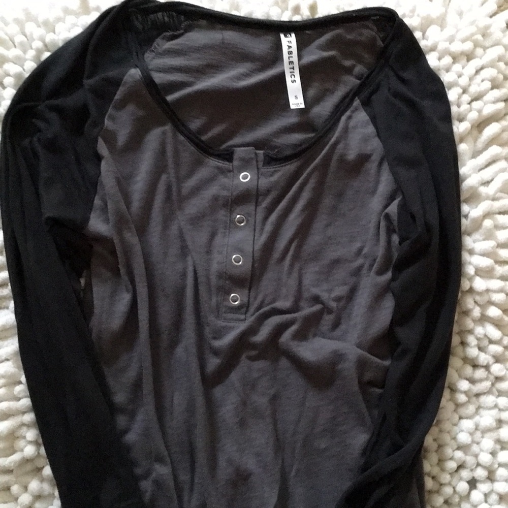 Fabletics half sleeve